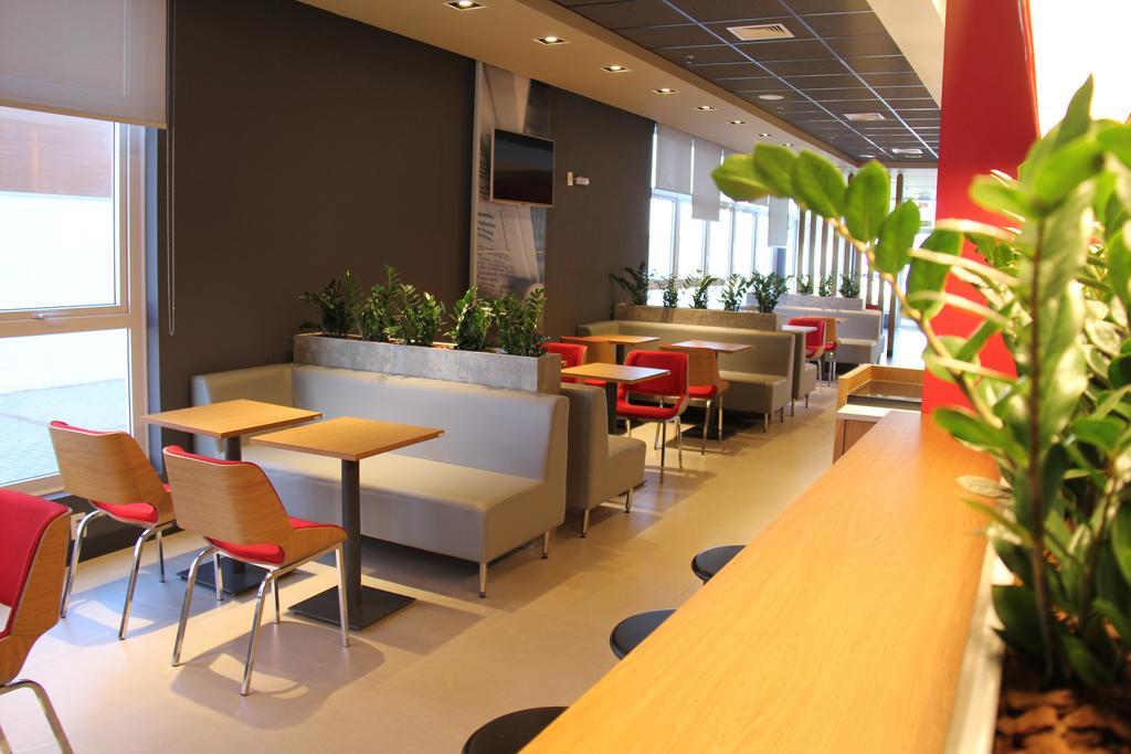 Ibis Chapeco Hotel Exterior photo
